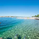 Ana, Sibenik - * Brodarica (Sibenik-Knin)