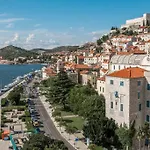 Ana, Sibenik - *