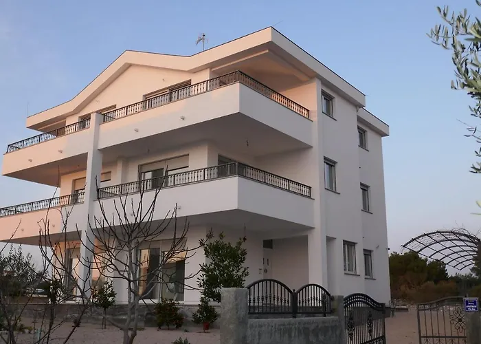 Ana, Sibenik - דירה *