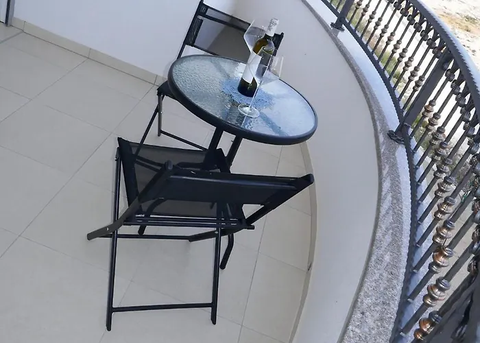 Ana, Sibenik - ברודאריצה