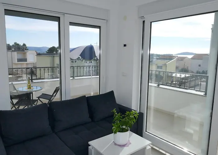 Ana, Sibenik - דירה ברודאריצה