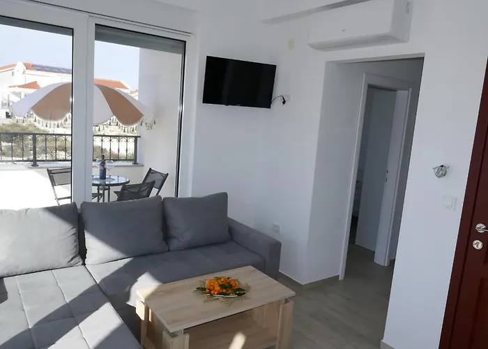 Ana, Sibenik - דירה